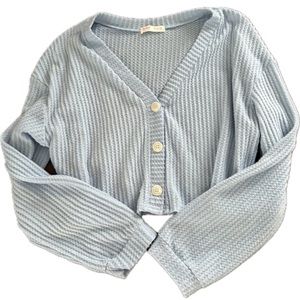 {ROMWE} Cropped Baby blue sweater with buttons